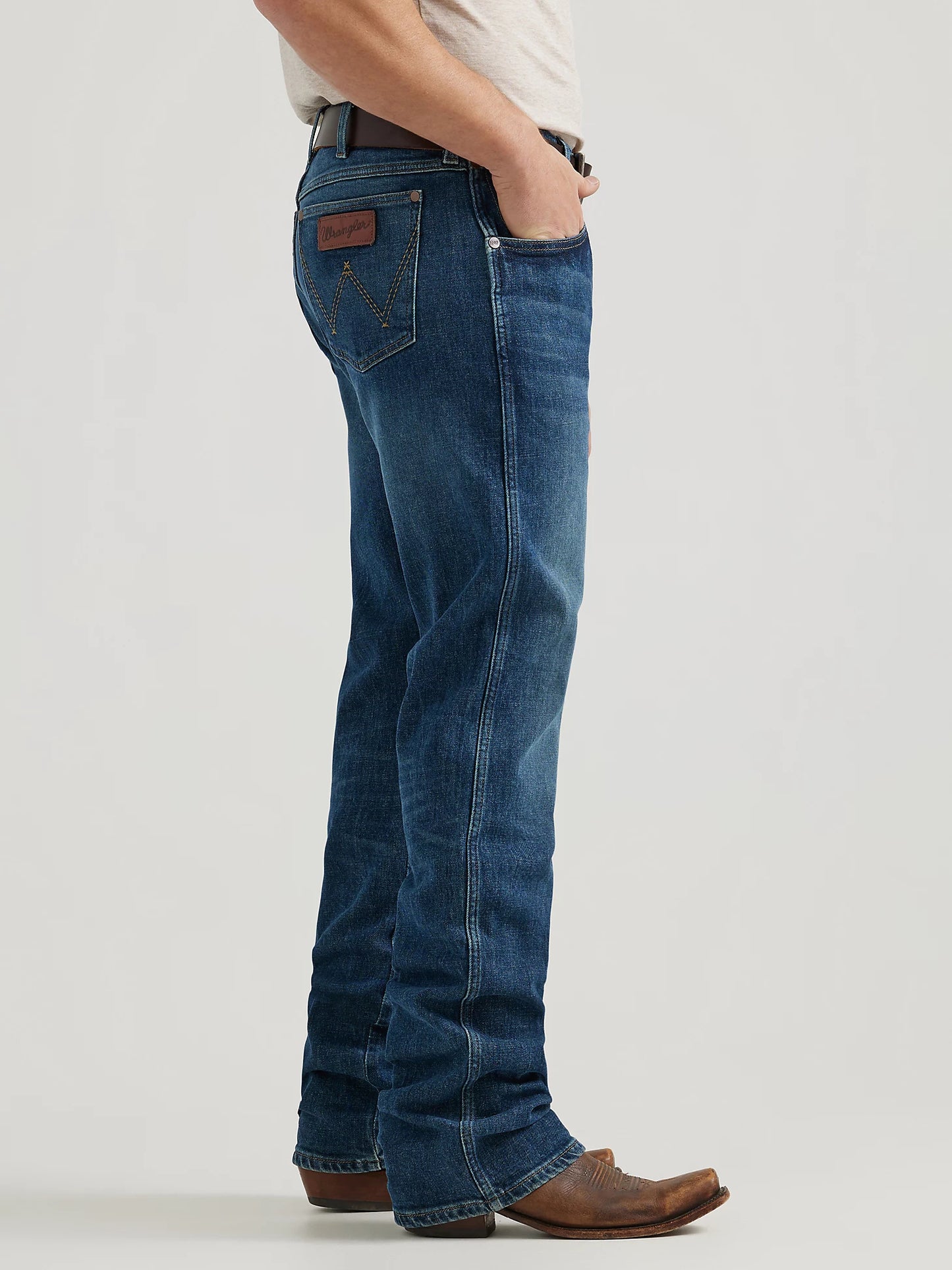 Mens Wrangler Retro Slim Bootcut Jean