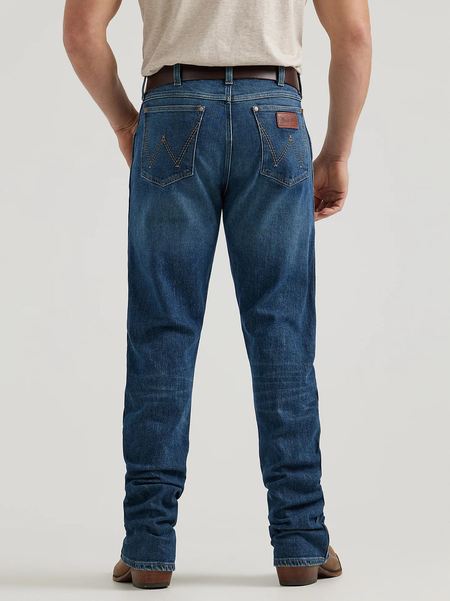 Mens Wrangler Retro Slim Bootcut Jean