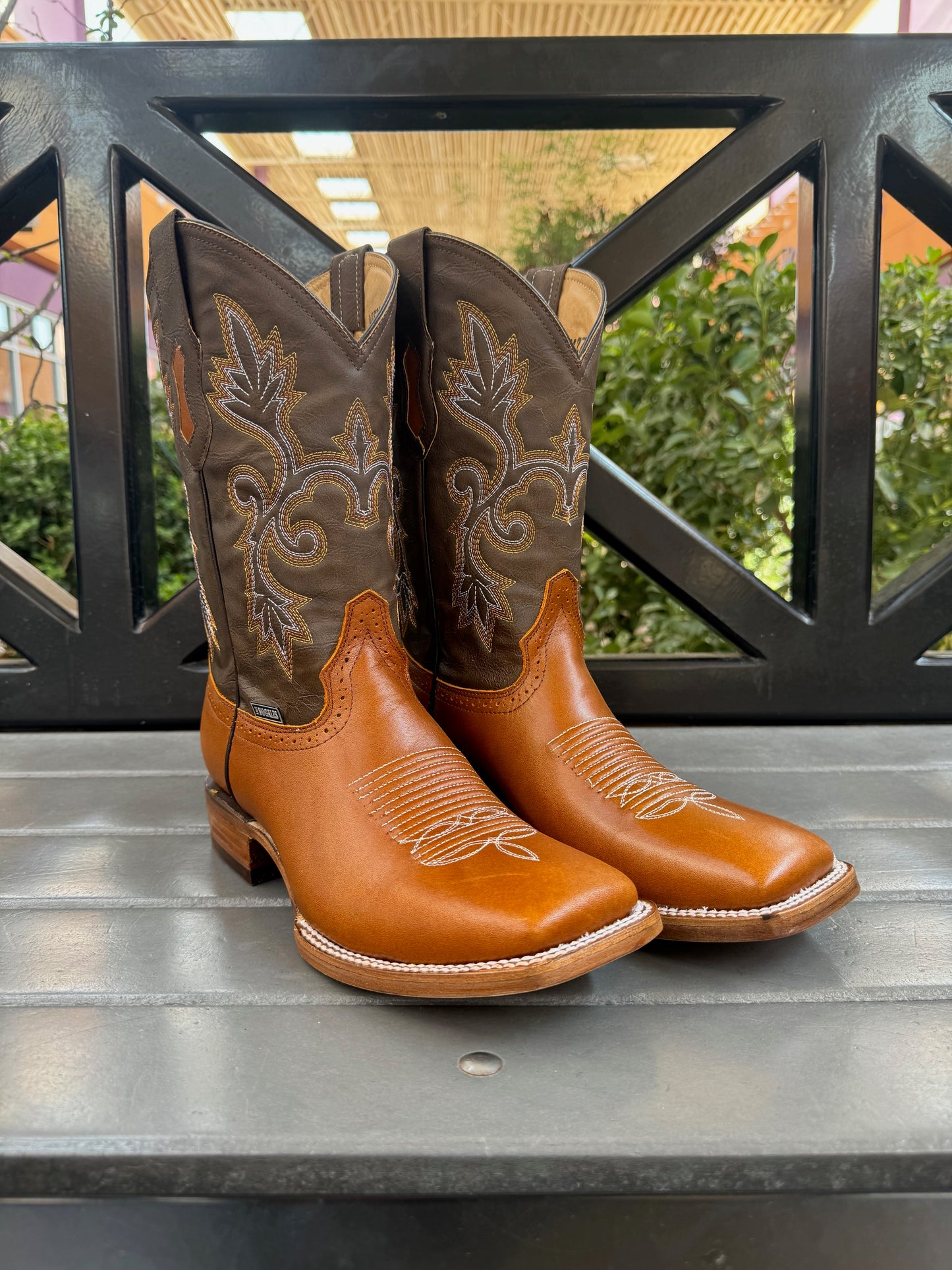 Tobacco Brown Boot