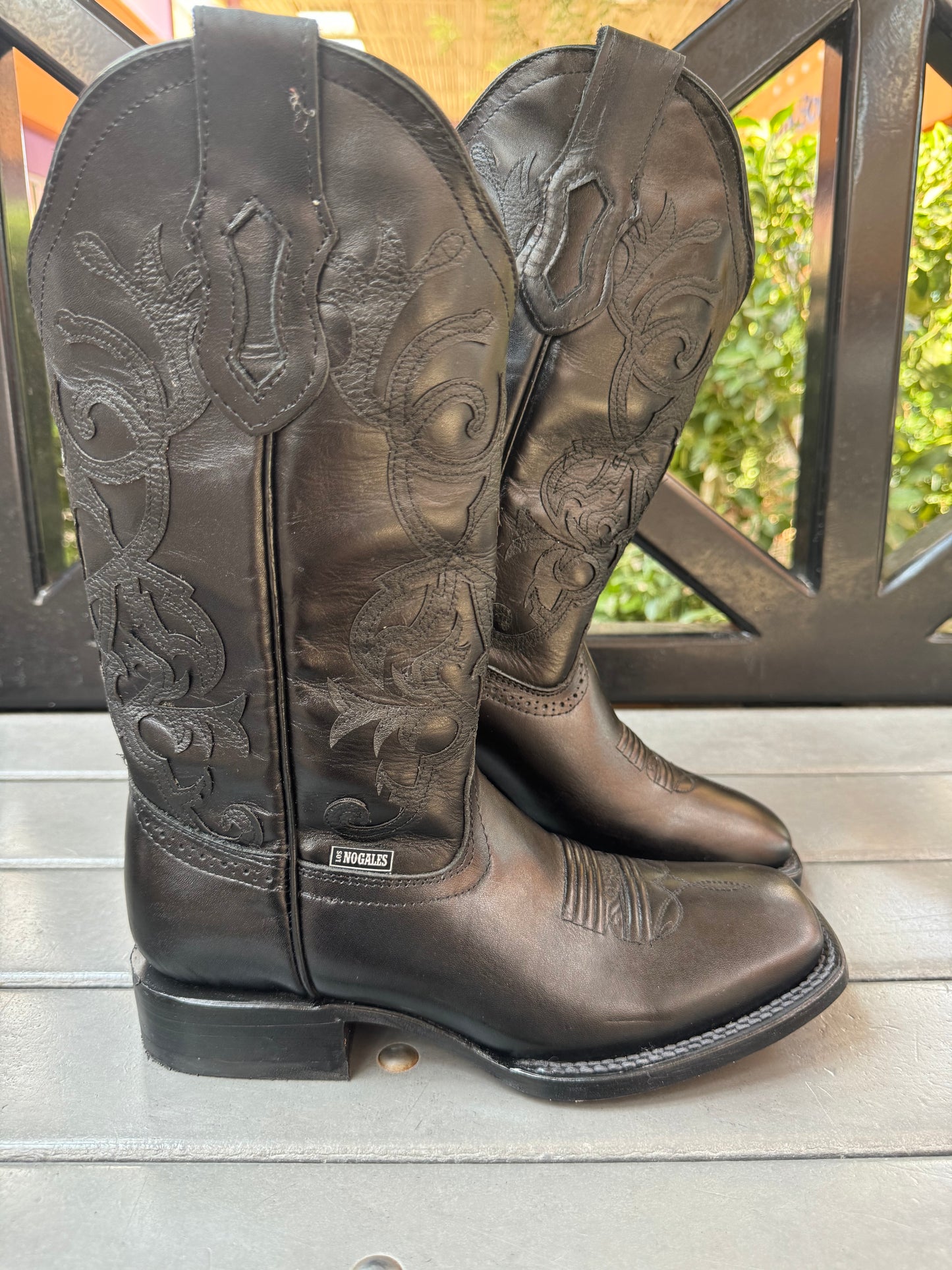 Women's Black Leather Boot (square toe)