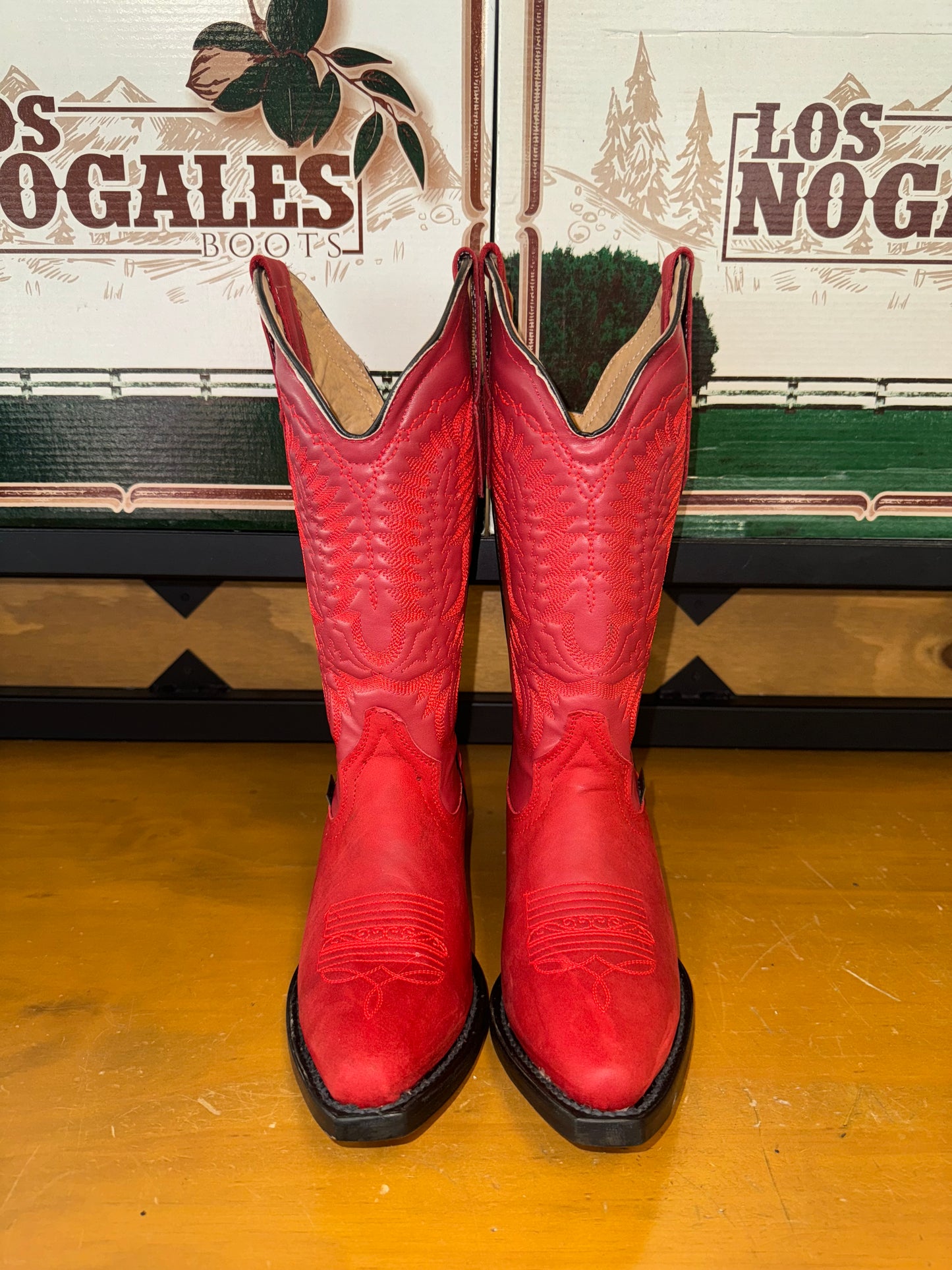 Women's Red Leather Boot (J toe)