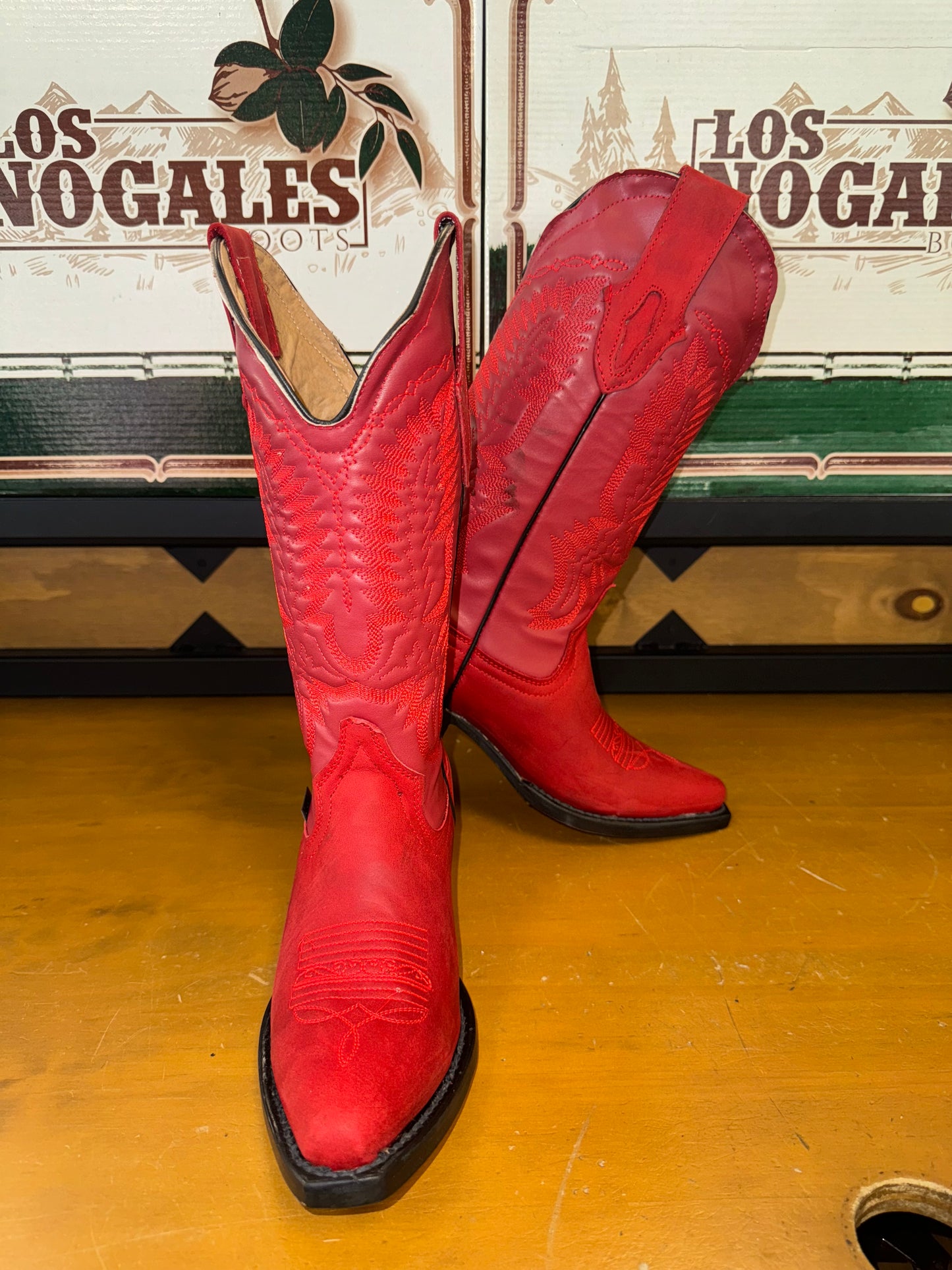 Women's Red Leather Boot (J toe)