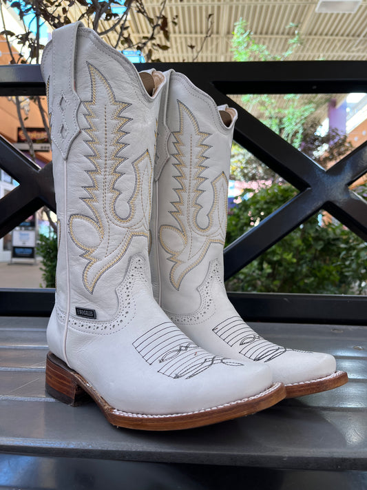 Women’s White Leather Boot (square toe)